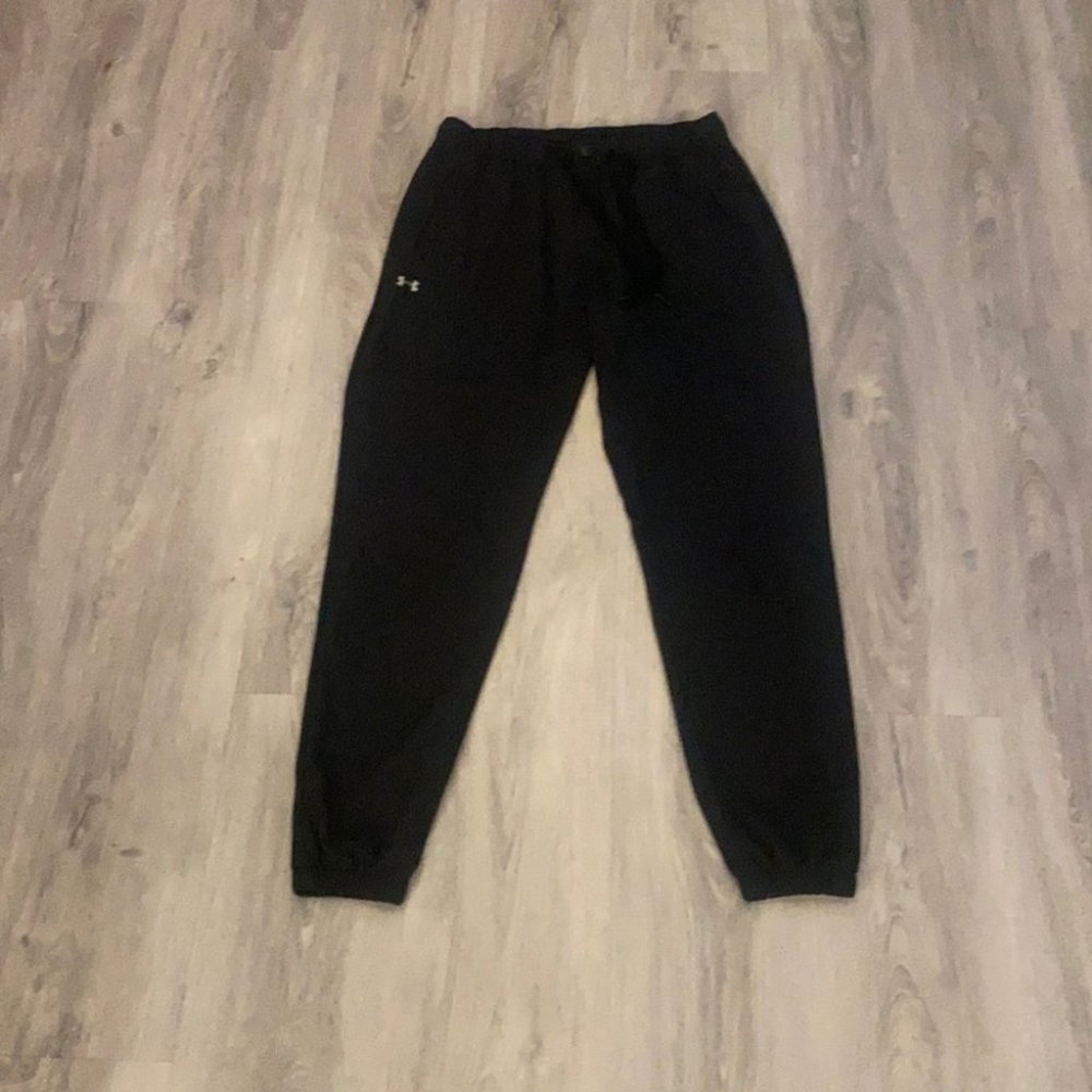 Under Armour black athletic joggers size XS
